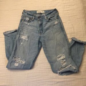Abercrombie and Fitch Girlfriend Jean
